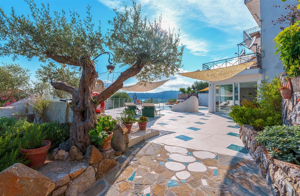 Villa Chimera