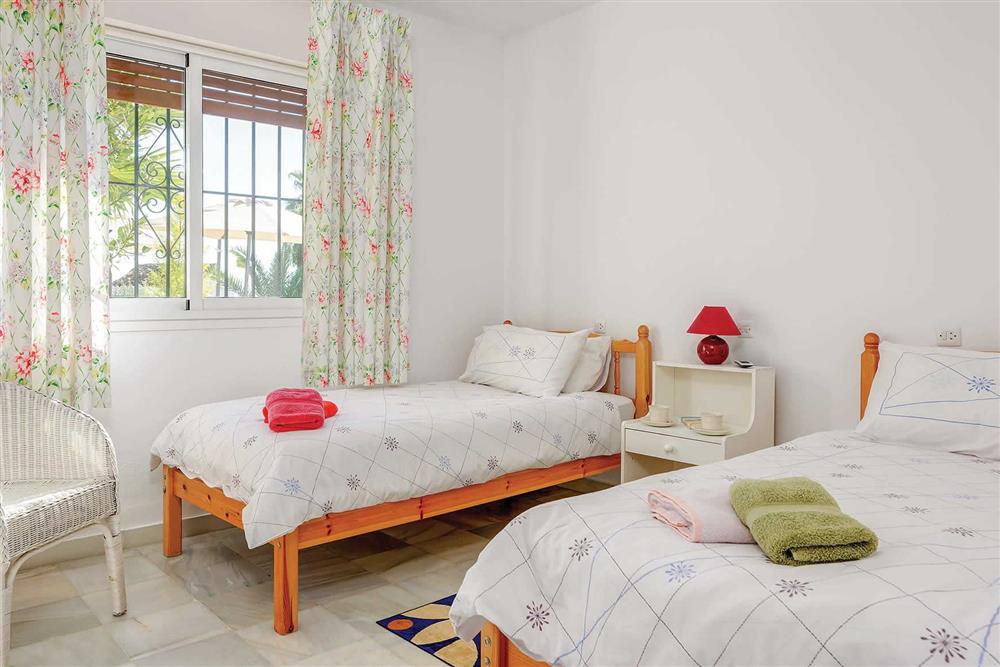Twin bedroom at Villa Cipreses, Frigiliana, Andalucia