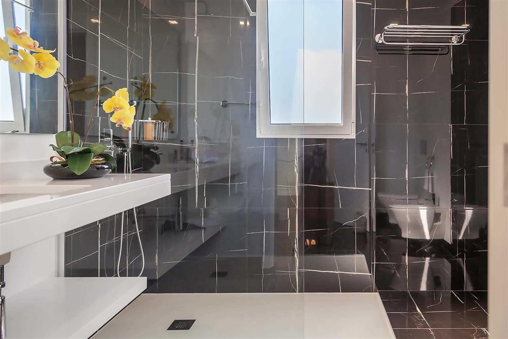 Bathroom (photo 6) at Villa Clementina, Funchal, Madeira
