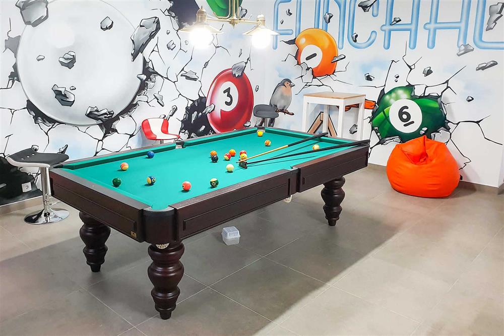 Pool table, games room at Villa Clementina, Funchal, Madeira