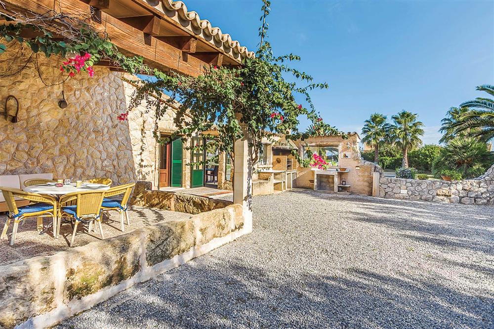 Alfresco dining, barbecue at Villa Cosme, Pollensa, Mallorca, Spain