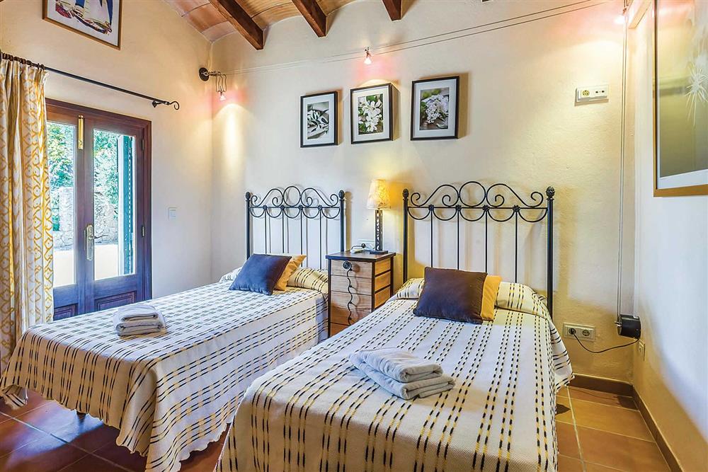 Twin bedroom at Villa Cosme, Pollensa, Mallorca, Spain