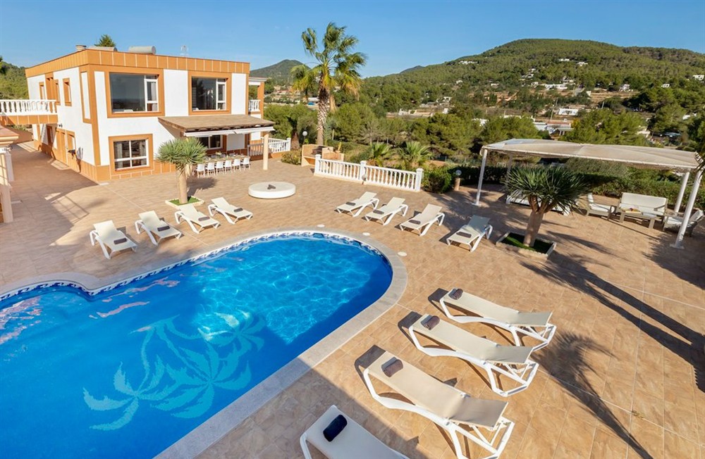 Villa Cova Santa