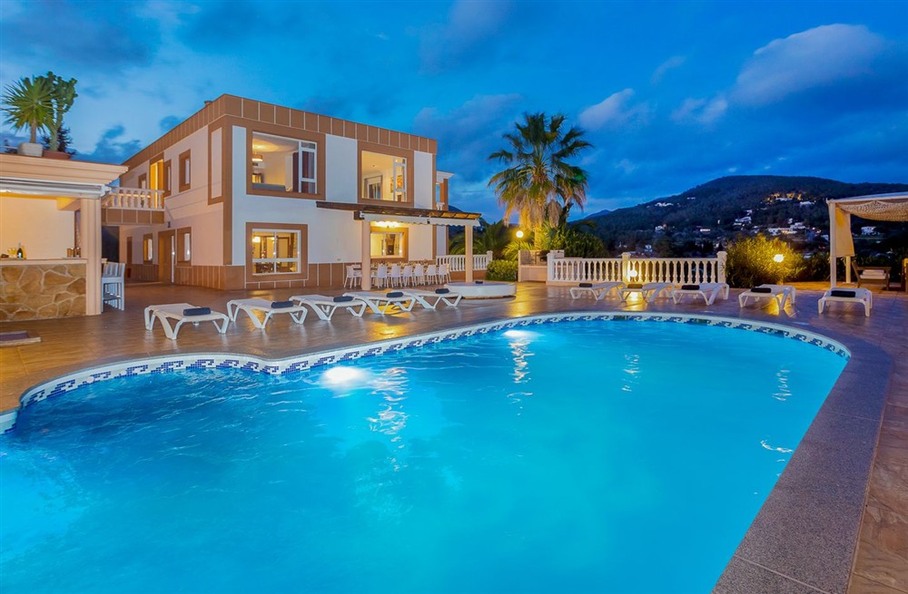 Villa Cova Santa