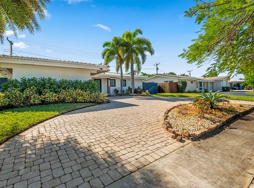 Villa Cypress