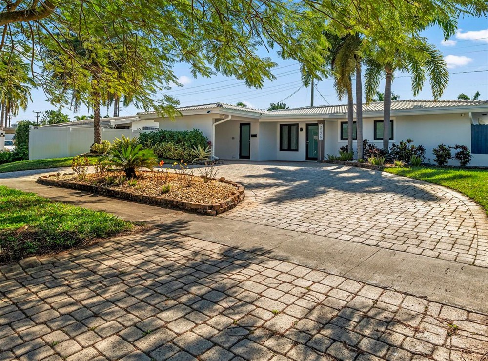 Villa Cypress