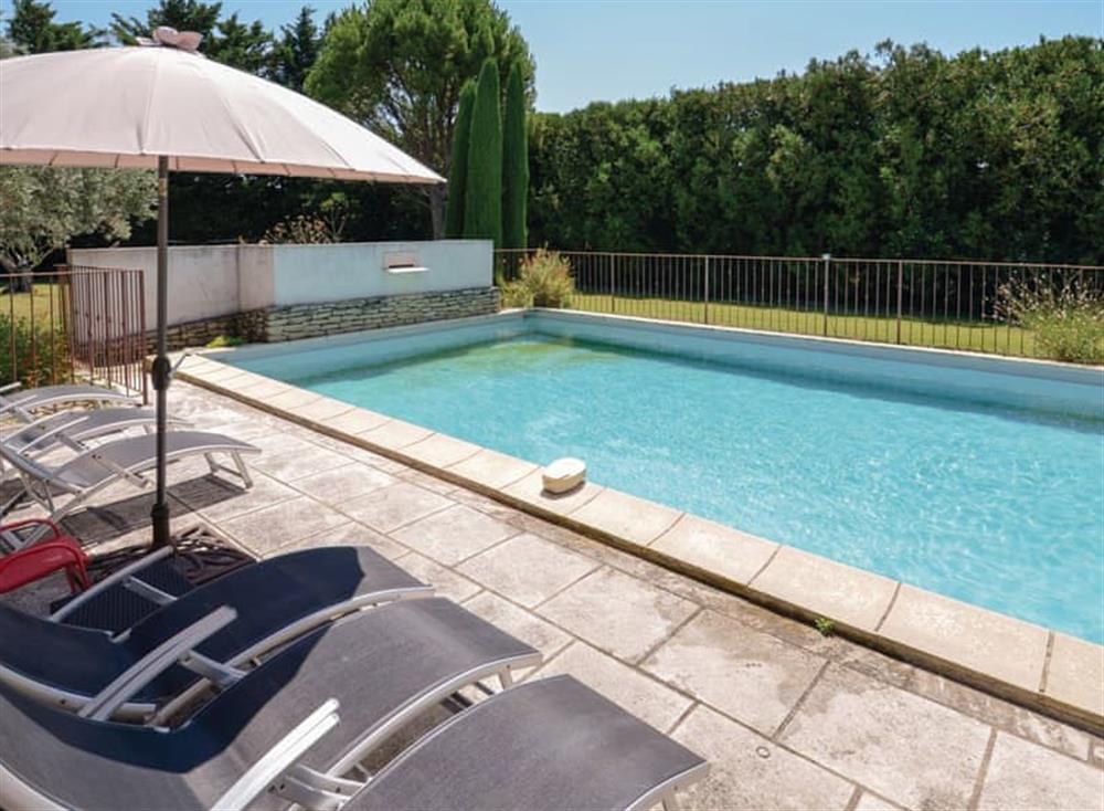 Villa Daventure In Cavaillon, Provence, France Sleeps 15