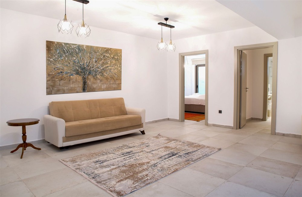 Villa Demire