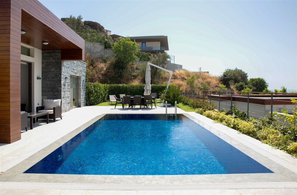Villa Demire