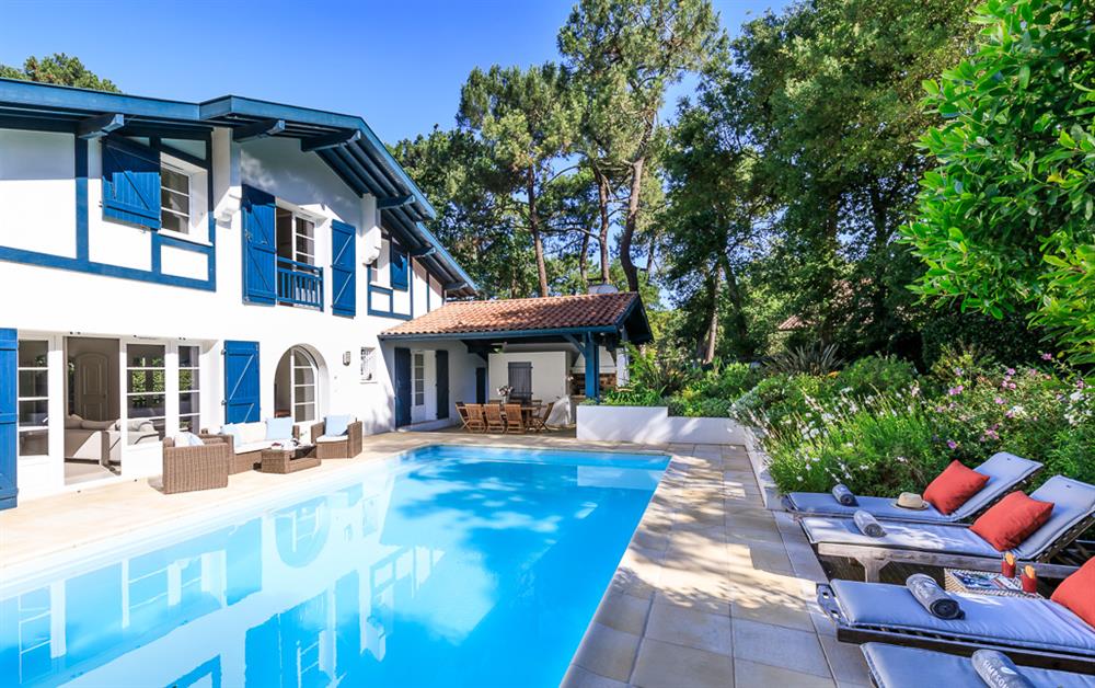 Photo of Villa des Roses at Villa des Roses, Aquitaine Coast, France
