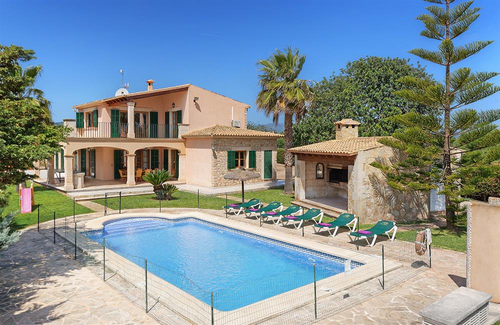 Villa Deu Quarterades at Villa Deu Quarterades in Cala d'Or, Majorca