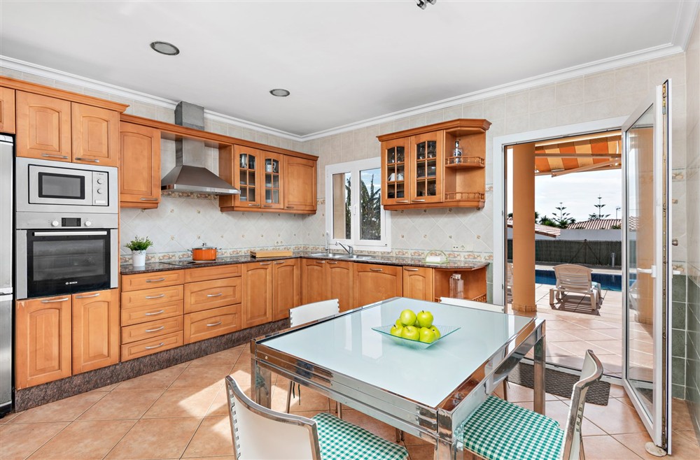 Villa Dori (photo 8) at Villa Dori in Punta Prima, Menorca