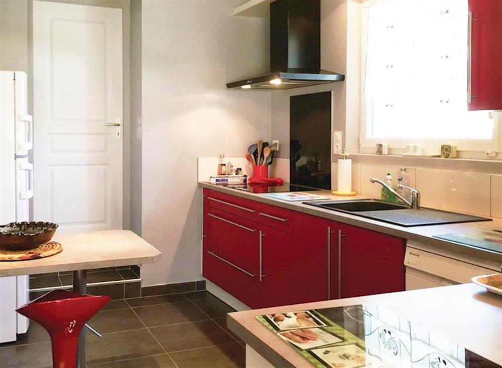 Kitchen/diner (photo 2) at Villa Drome in Soyans, Drôme, France