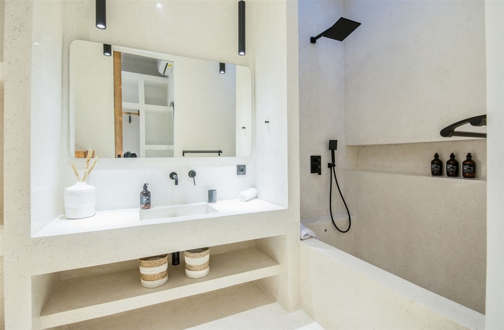 Villa Duyung (photo 12) at Villa Duyung in Pecatu, Indonesia