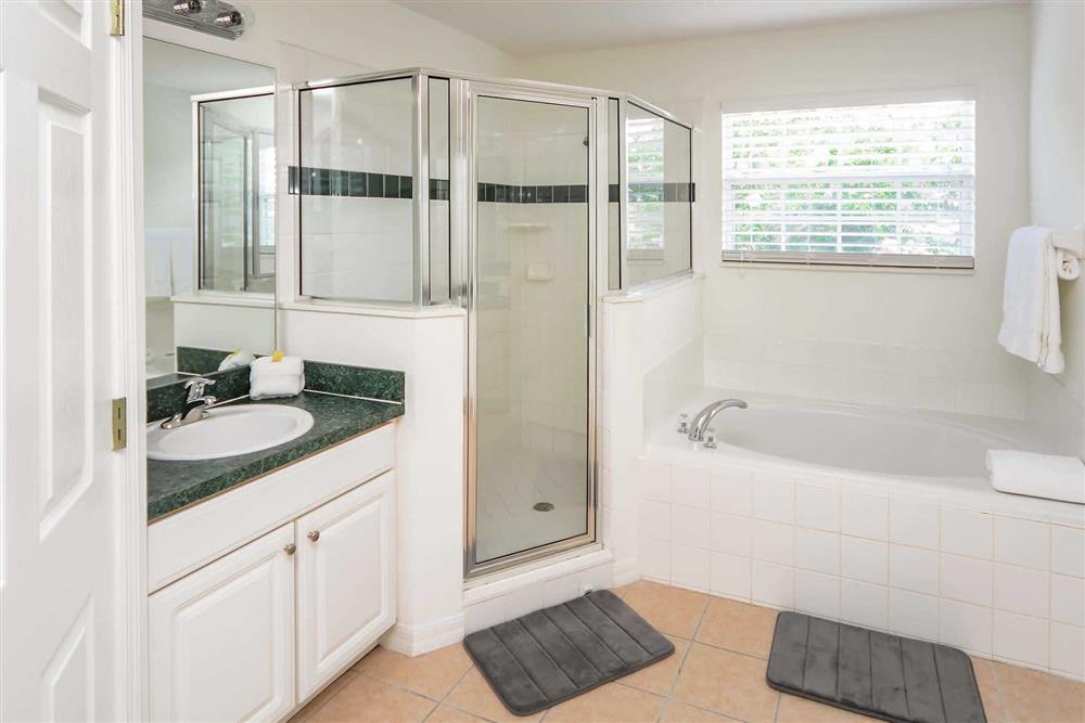 Bathroom at Villa Eagle, Disney Area and Kissimmee, Orlando - Florida