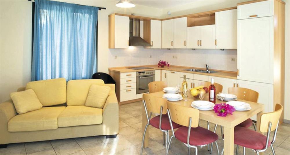 The kitchen and dining area at Villa Electra, Skala, Kefalonia