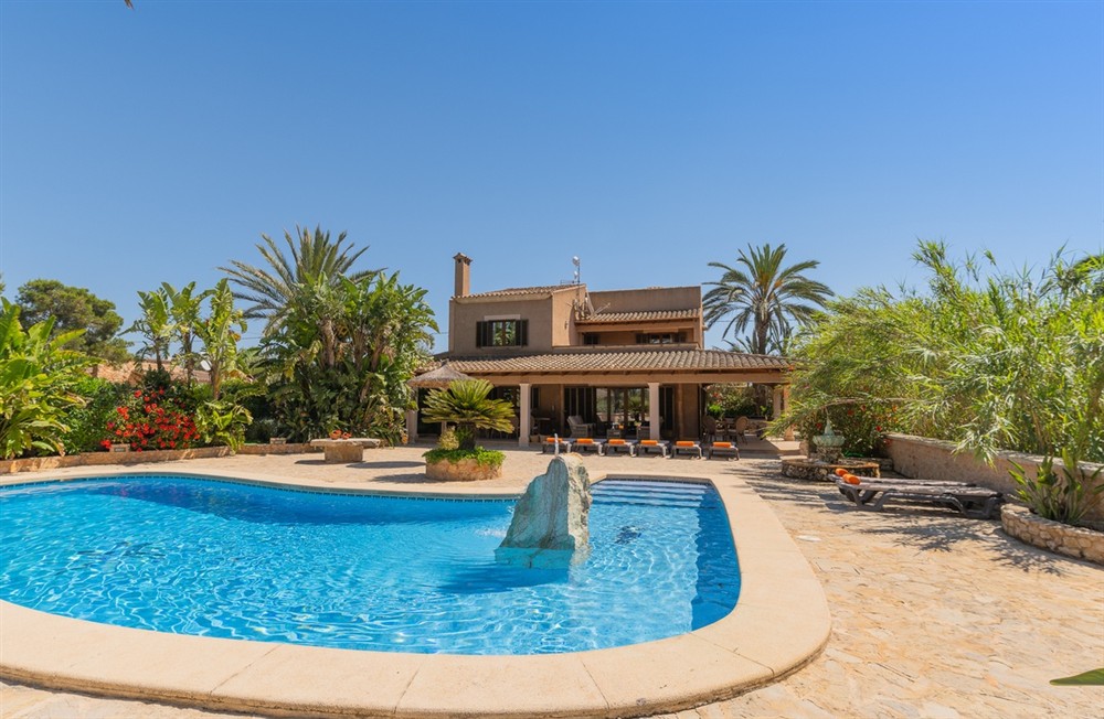 Villa Es Jardi (photo 2) at Villa Es Jardi in Cala d'Or, Mallorca