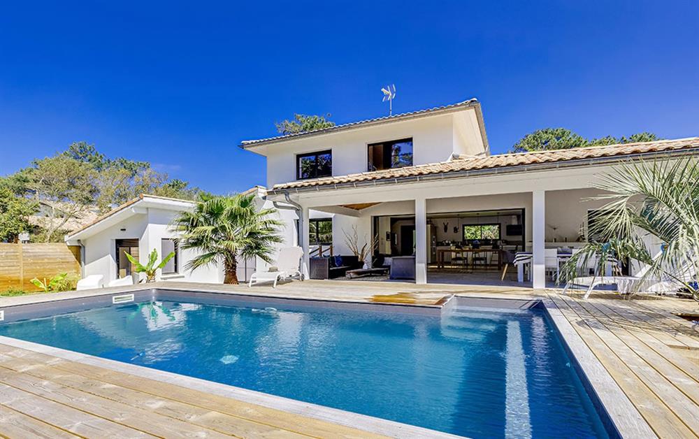 Photo of Villa Esta (photo 2) at Villa Esta, Aquitaine Coast, France