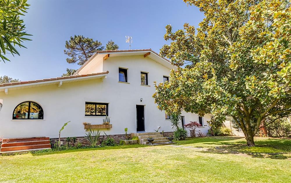 Photo of Villa Esta (photo 3) at Villa Esta, Aquitaine Coast, France