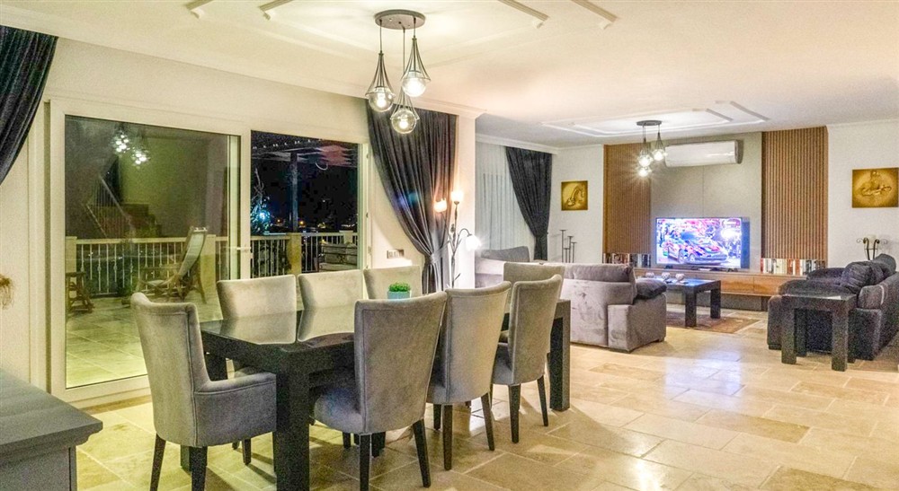Villa Farah