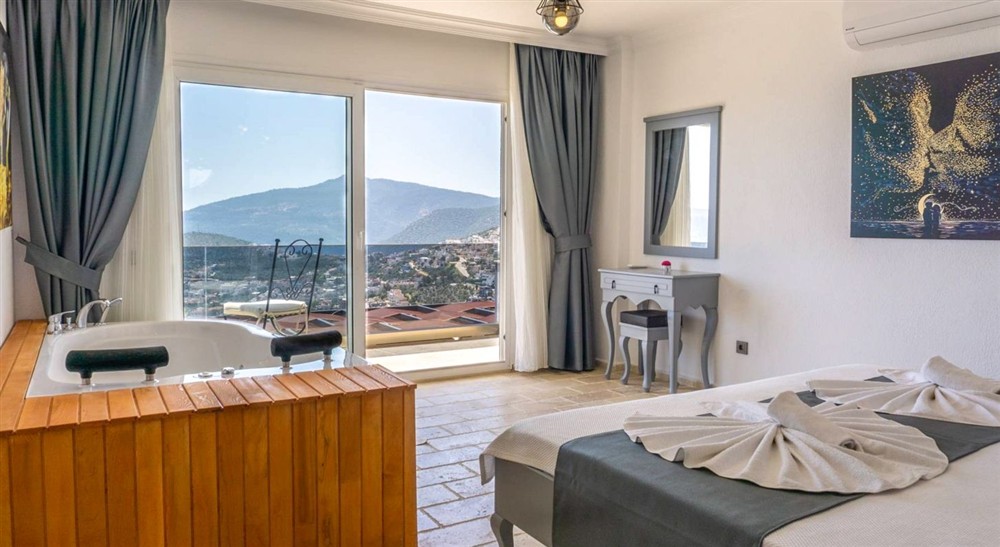 Villa Farah