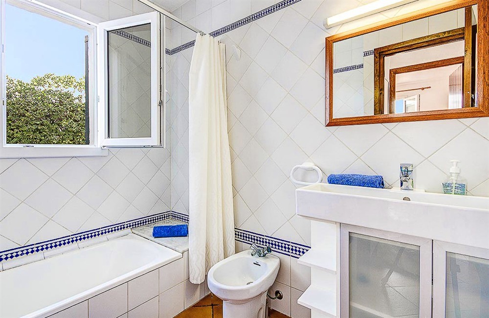 Villa Faro (photo 10) at Villa Faro in Cala En Bosch, Menorca