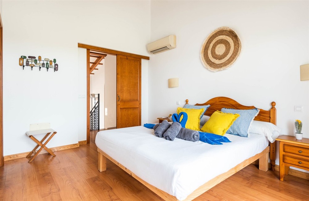 Villa Flomertor 3 (photo 11) at Villa Flomertor 3 in Cala En Blanes, Menorca