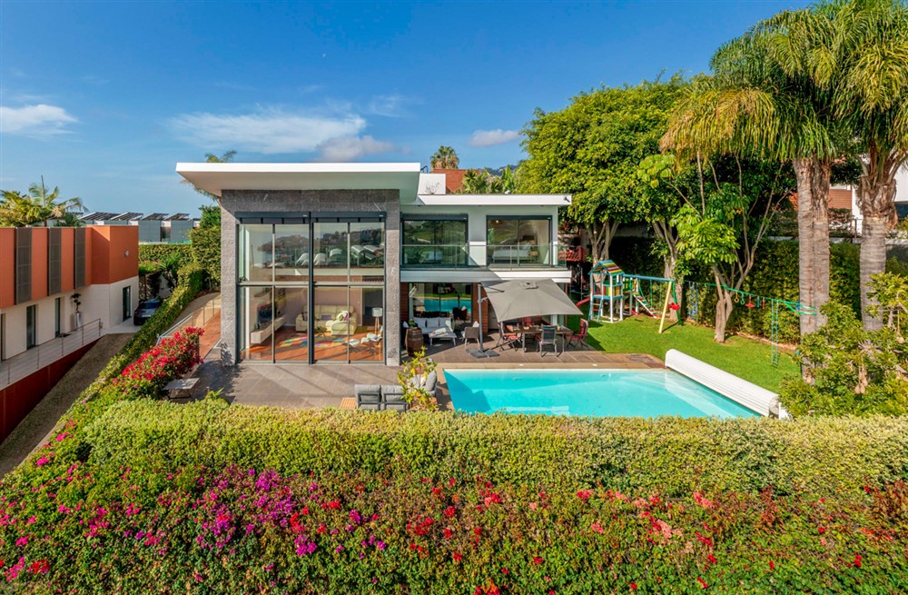 Villa Francesinha at Villa Francesinha in Camara de Lobos, Portugal