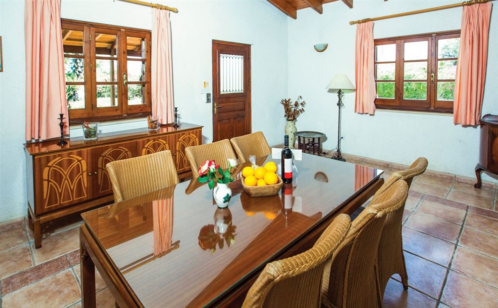 Villa Glyko
