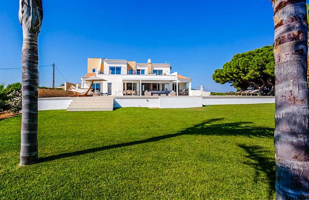 Villa Goldeneye (photo 17) at Villa Goldeneye in Carvoeiro, Algarve