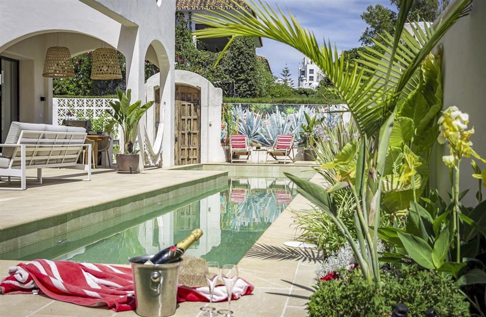 Villa Hiedra (photo 2) at Villa Hiedra in Marbella, Spain
