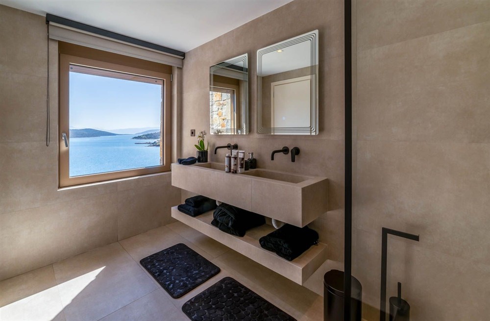 Villa Hislop