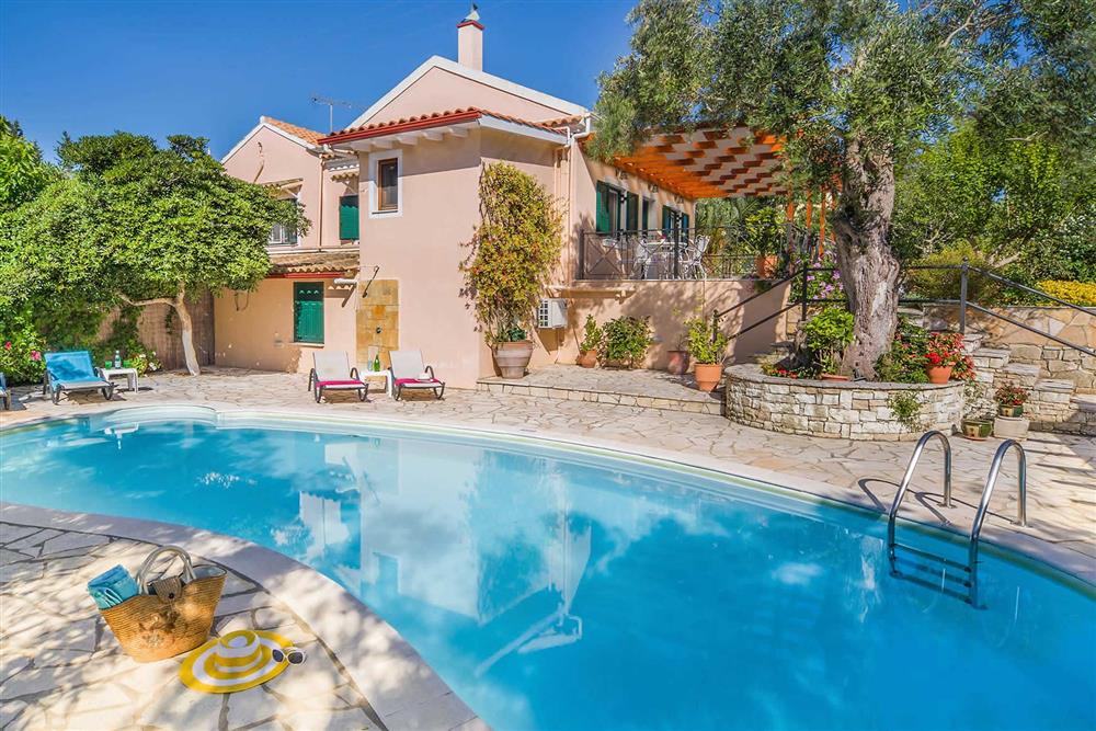 Villa Hortensia in Loggos, Paxos - Destinations sleeps 6