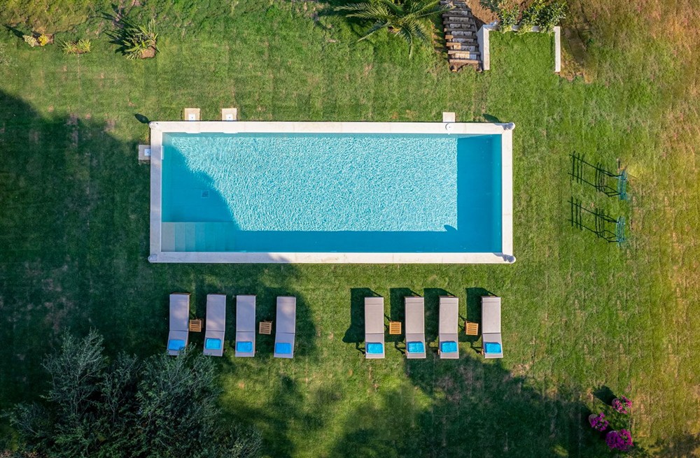 Villa Iridos