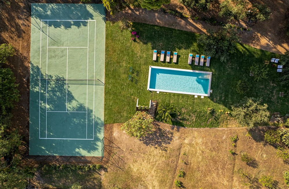 Villa Iridos