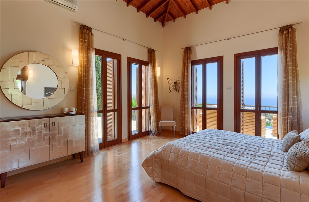 Villa Juliet Aphrodite