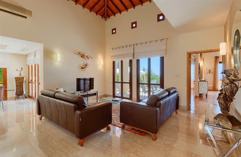 Villa Juliet Aphrodite