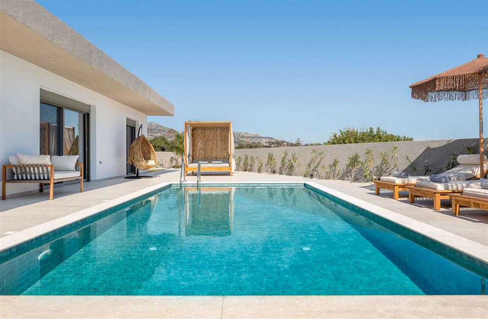 Villa Karros