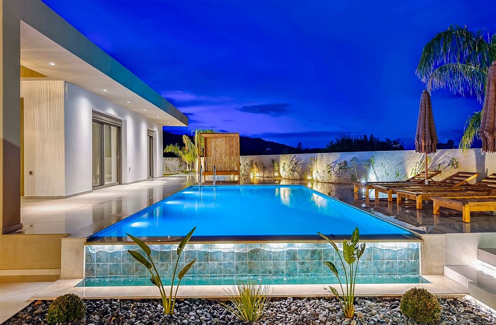 Villa Karros