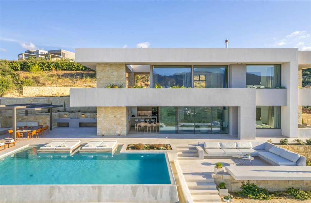 Villa Kiss