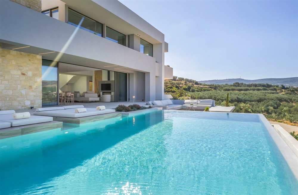Villa Kiss