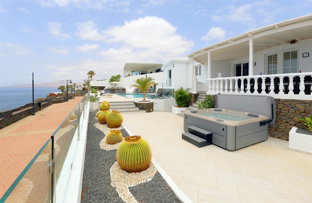 Villa La Perla (photo 4) at Villa La Perla in Puerto Del Carmen, Lanzarote