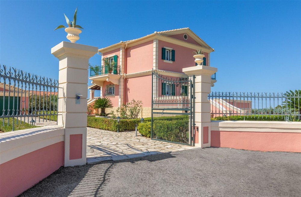 Villa Larus