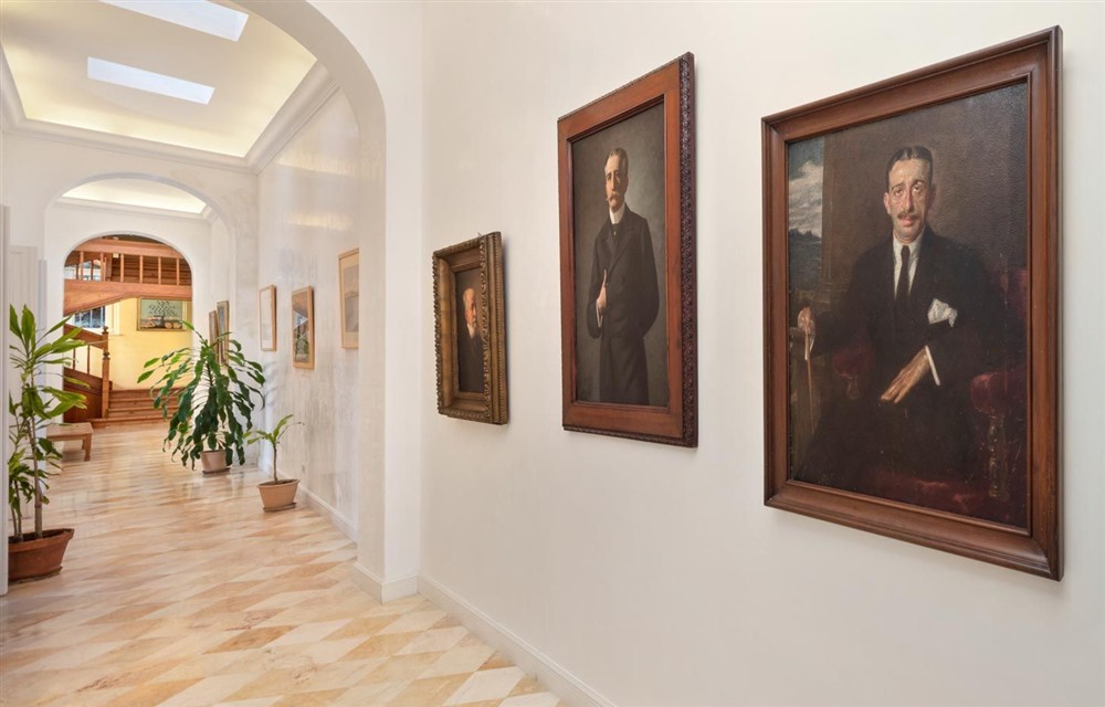 Villa Latona