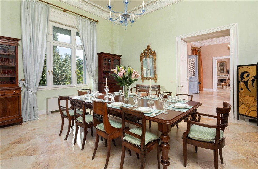 Villa Latona