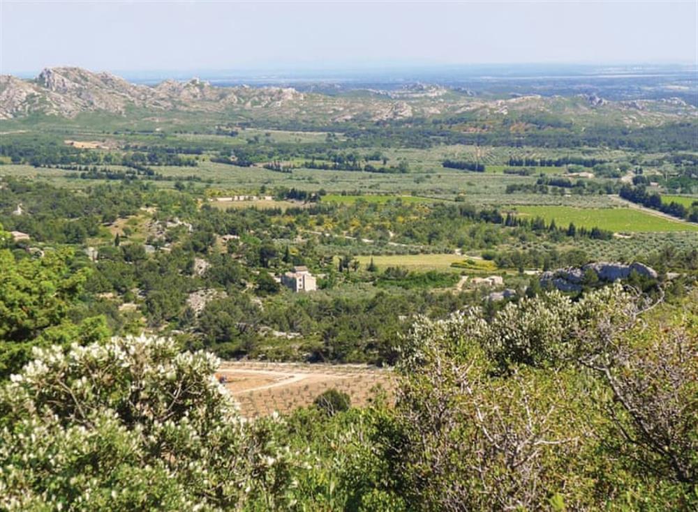 Surrounding area (photo 2) at Villa Lavende in Saint-Rémy-de-Provence, Provence, France