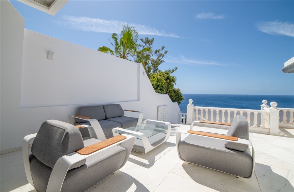 Villa Leon Marino