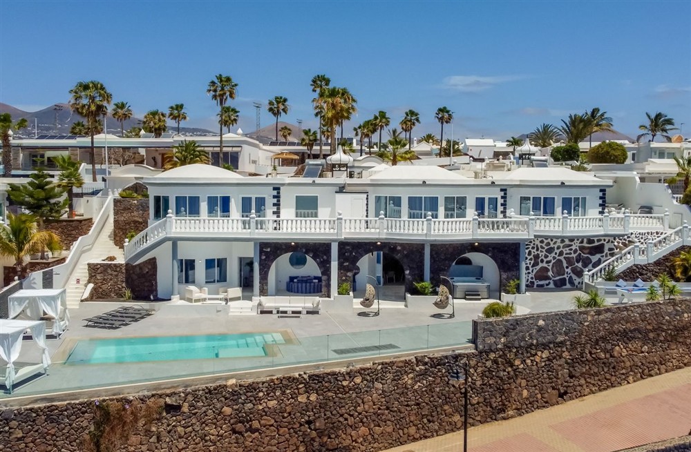 Villa Leon Marino