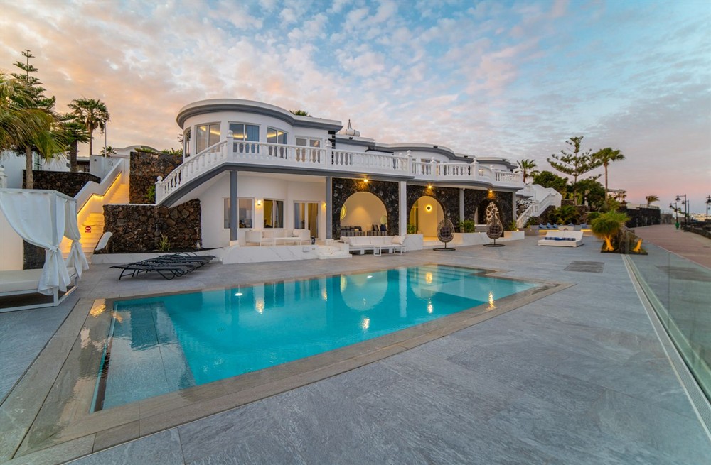 Villa Leon Marino