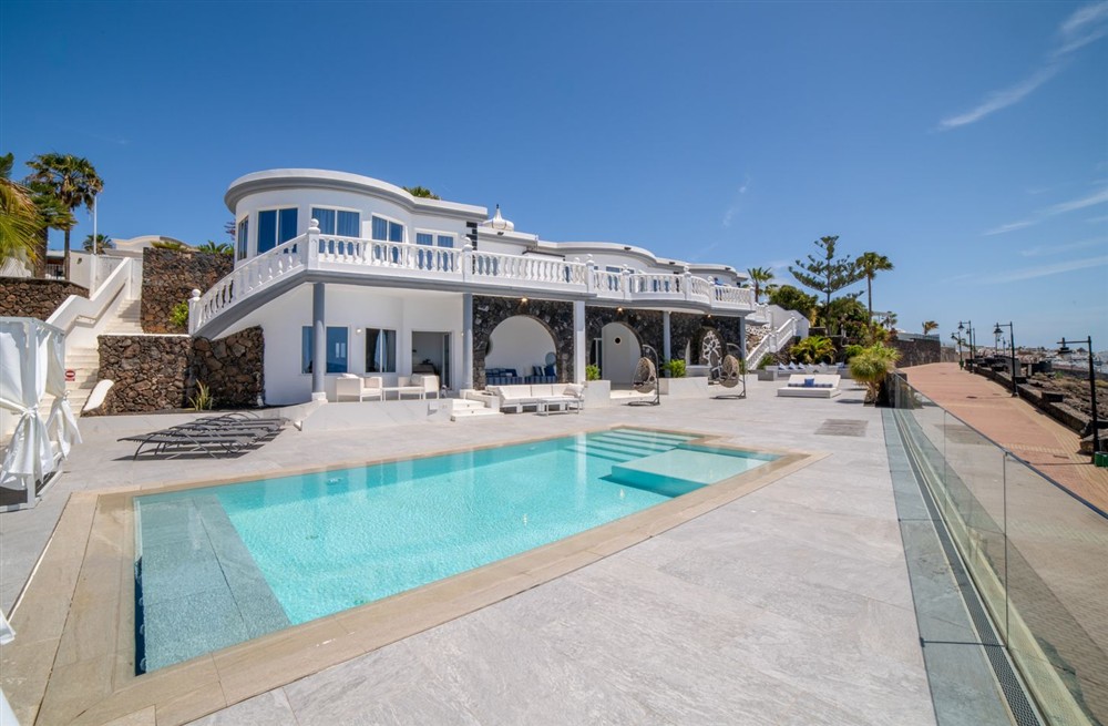 Villa Leon Marino
